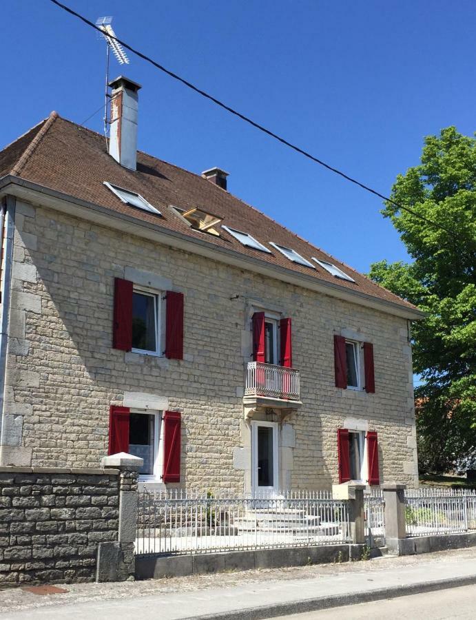 Maison D'Hotes & Spa La Vallee Des Reves Nods Dış mekan fotoğraf