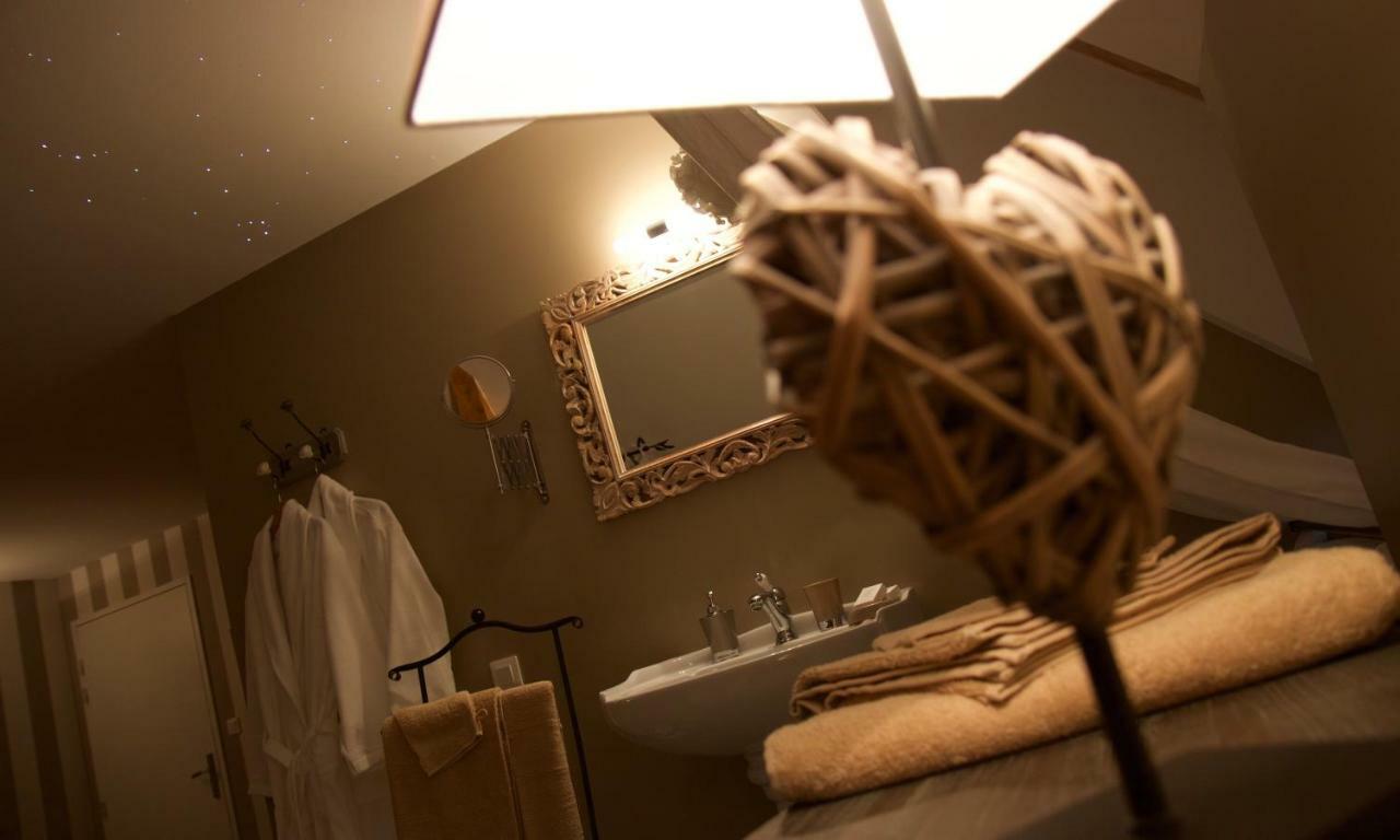 Maison D'Hotes & Spa La Vallee Des Reves Nods Dış mekan fotoğraf